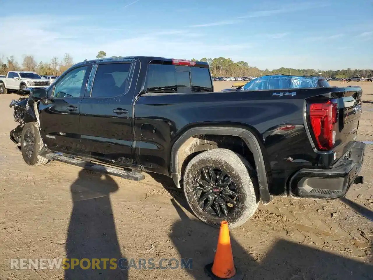 2 Photograph of a damaged car 3GTUUCE8XRG351383 GMC SIERRA 2024