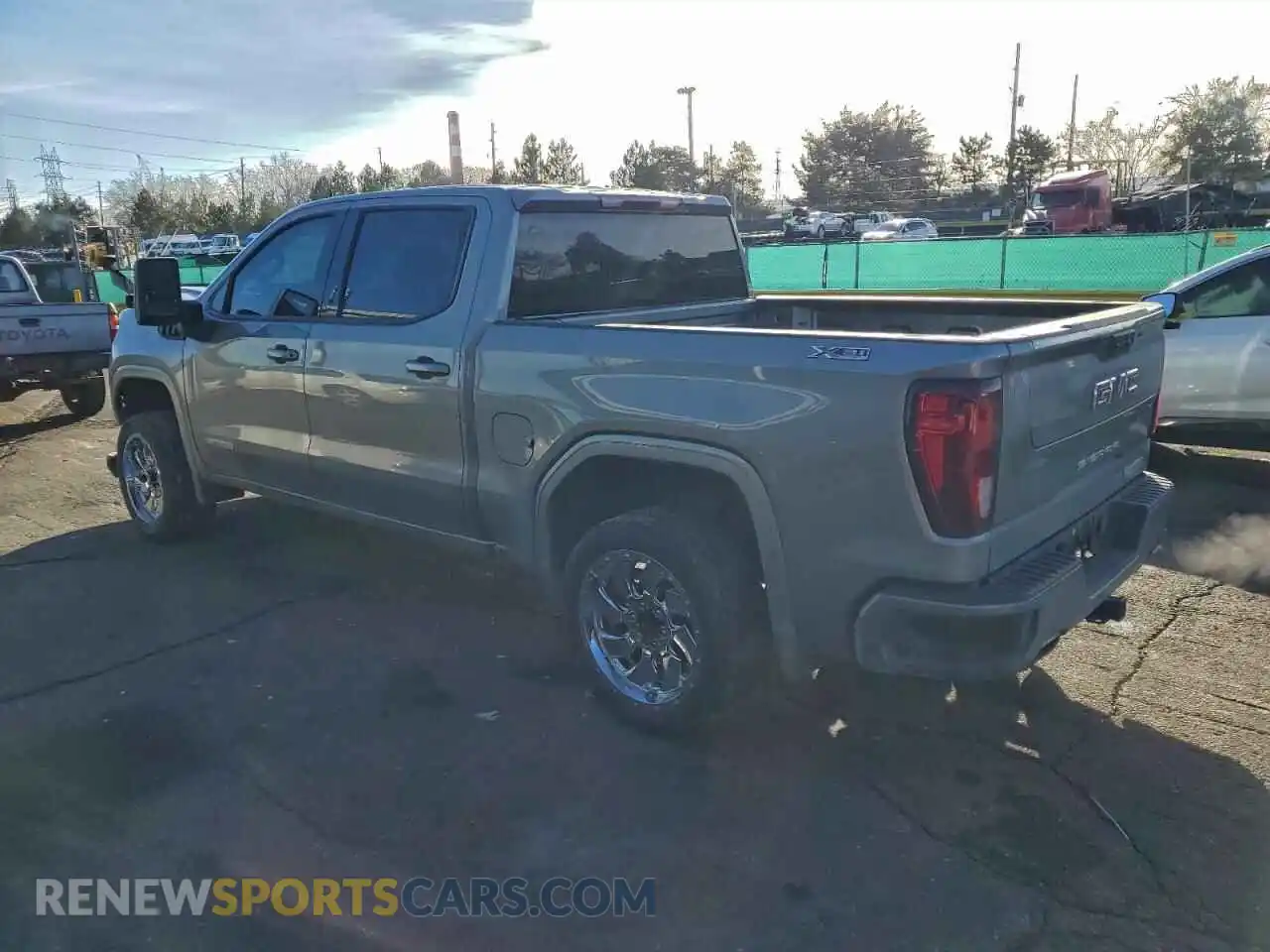 2 Photograph of a damaged car 3GTUUCED1RG101205 GMC SIERRA 2024