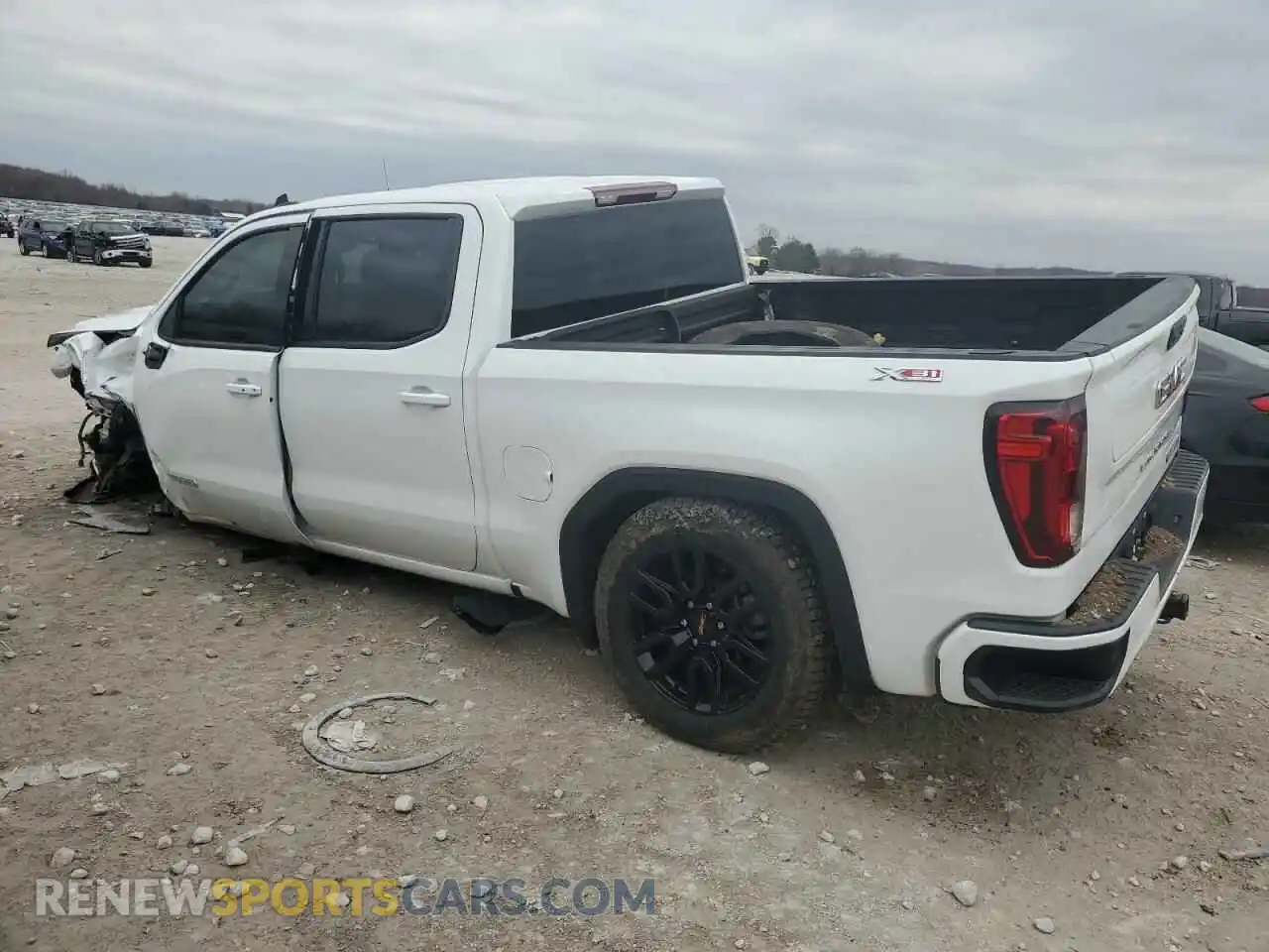 2 Photograph of a damaged car 3GTUUCED3RG404972 GMC SIERRA 2024