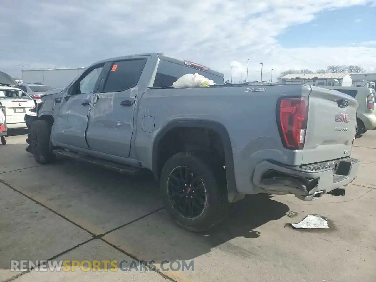 2 Фотография поврежденного автомобиля 3GTUUCED6RG256042 GMC SIERRA 2024