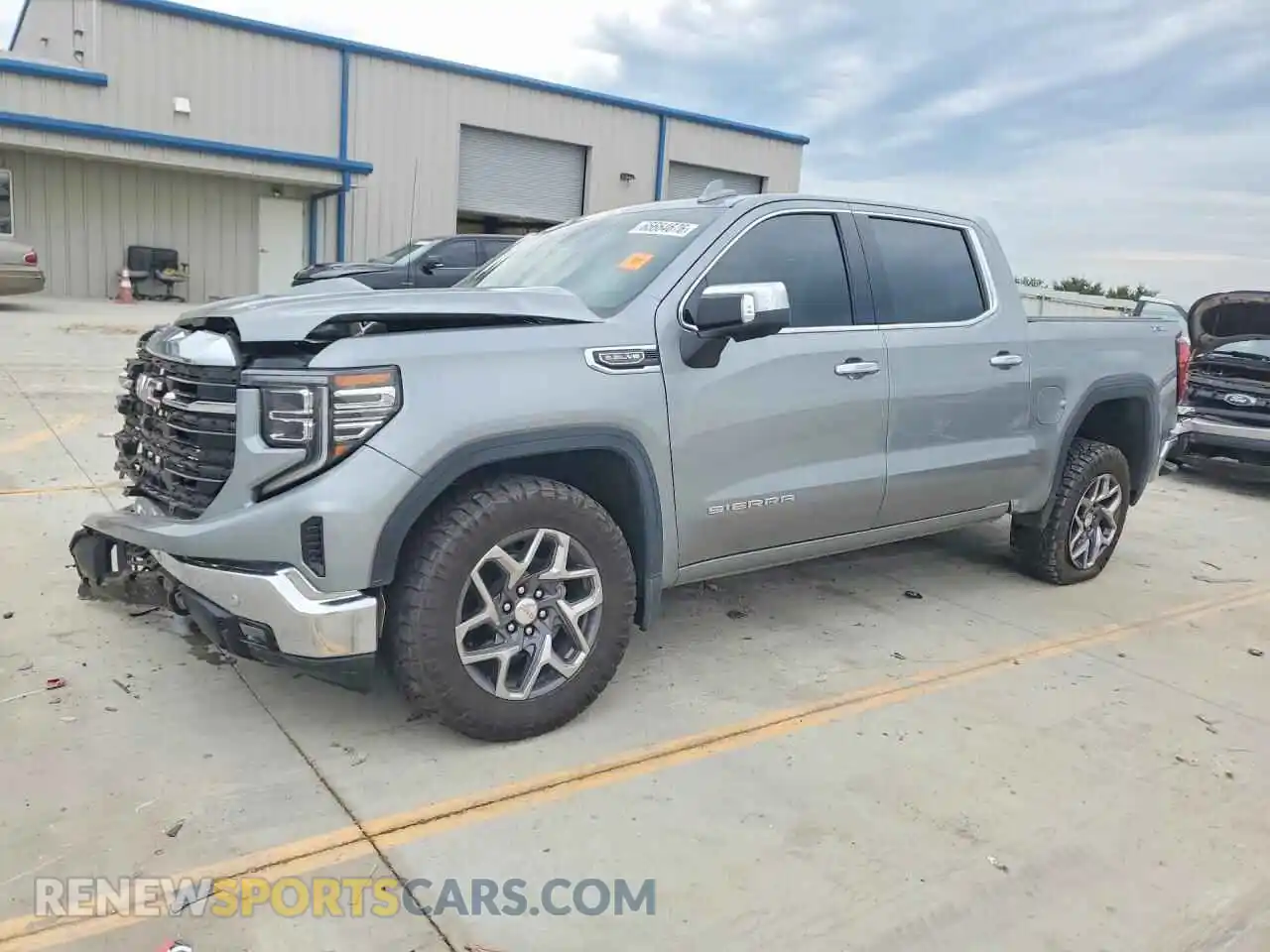 1 Photograph of a damaged car 3GTUUDED3RG317157 GMC SIERRA 2024