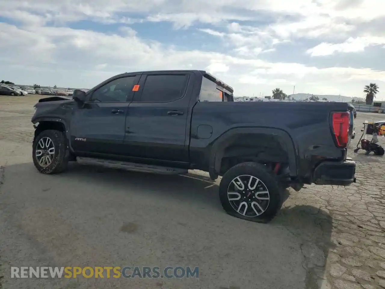 2 Photograph of a damaged car 3GTUUEEL0RG284440 GMC SIERRA 2024