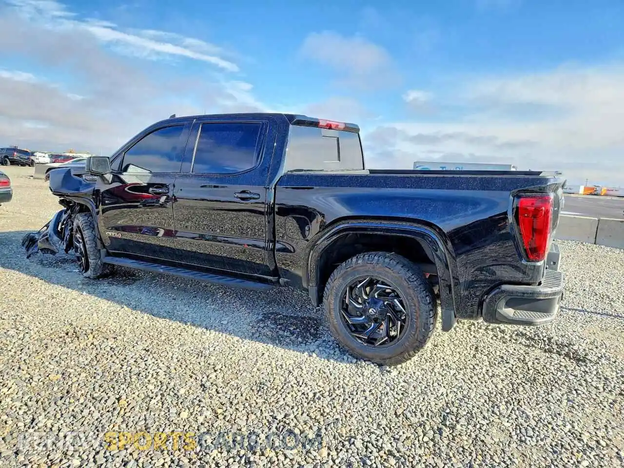 2 Фотография поврежденного автомобиля 3GTUUEEL5RG176279 GMC SIERRA 2024