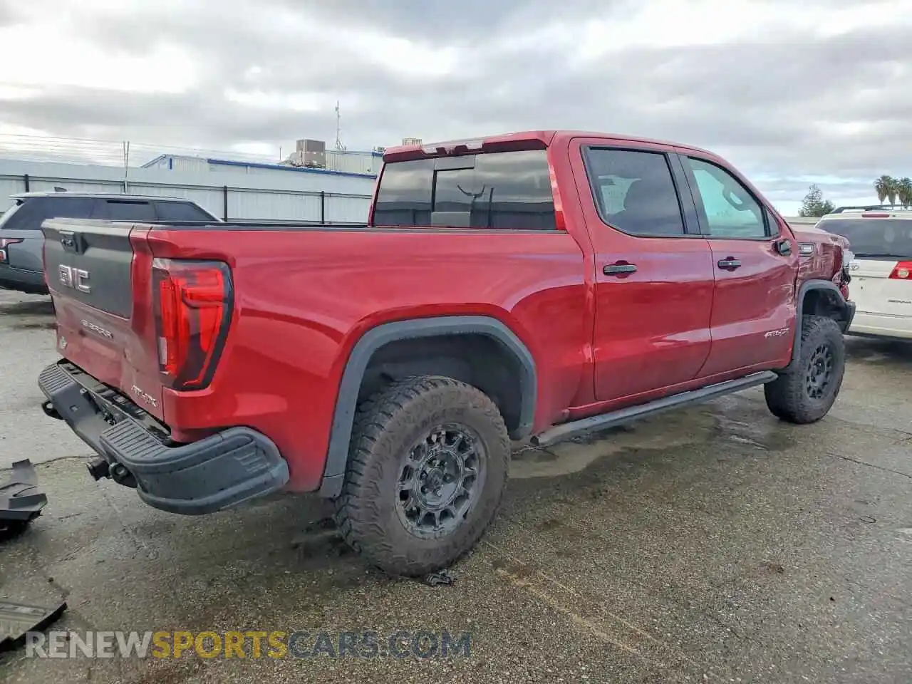 3 Photograph of a damaged car 3GTUUFE81RG318757 GMC SIERRA 2024