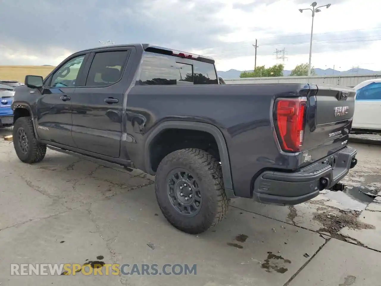 2 Photograph of a damaged car 3GTUUFE88RG339864 GMC SIERRA 2024