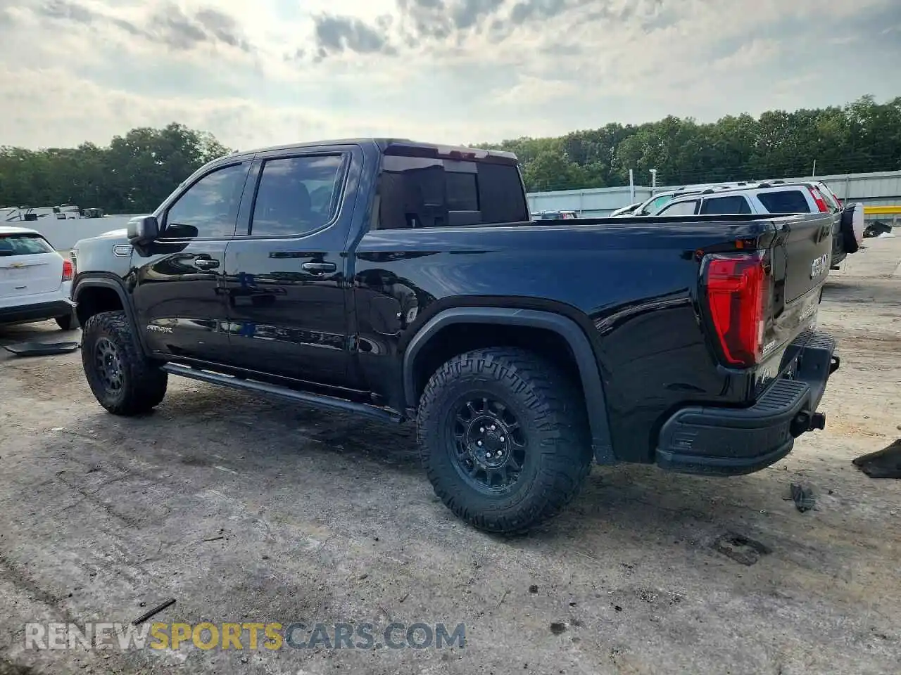 2 Photograph of a damaged car 3GTUUFEL4RG175954 GMC SIERRA 2024