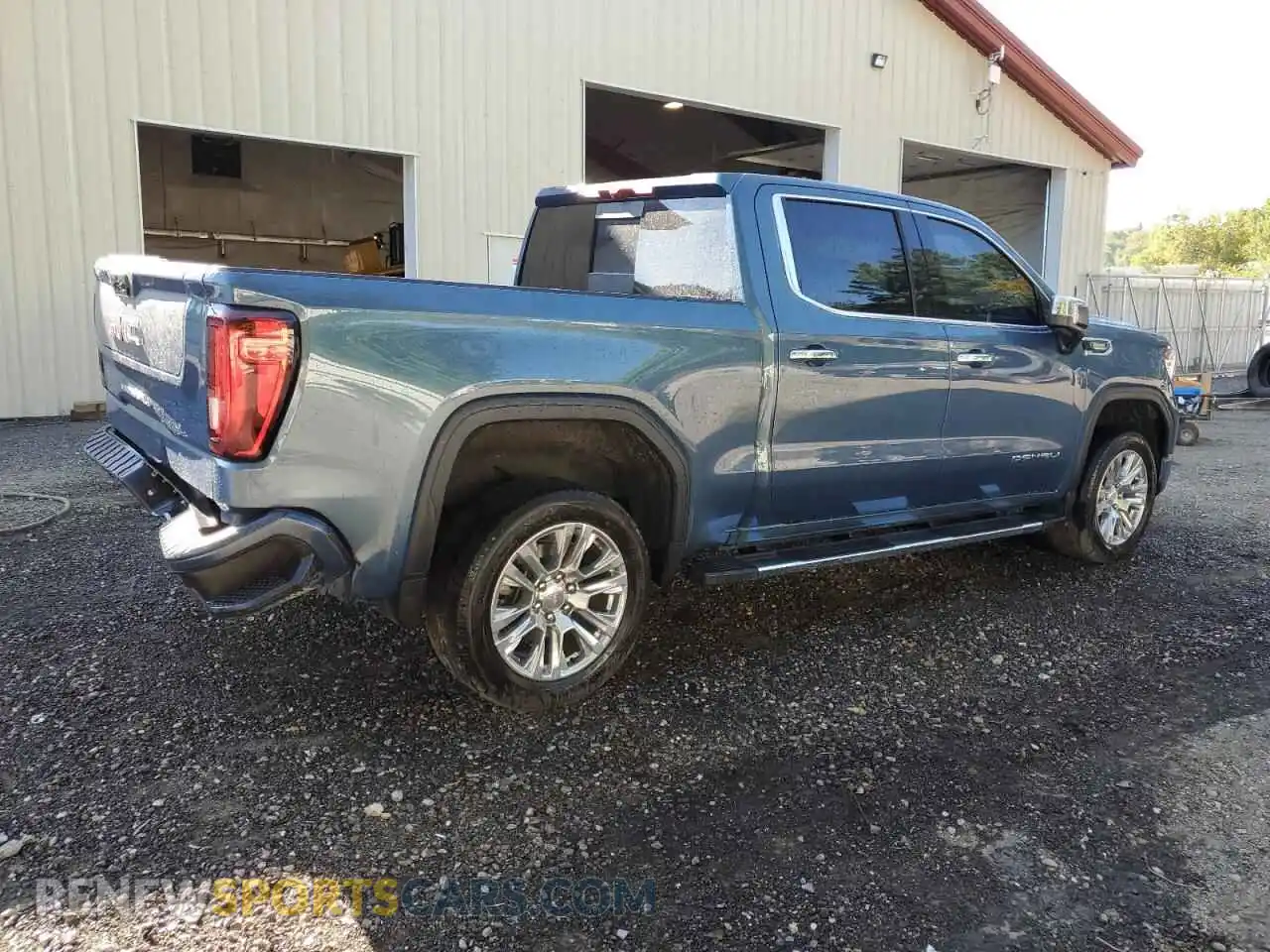 3 Photograph of a damaged car 3GTUUGE80RG212693 GMC SIERRA 2024