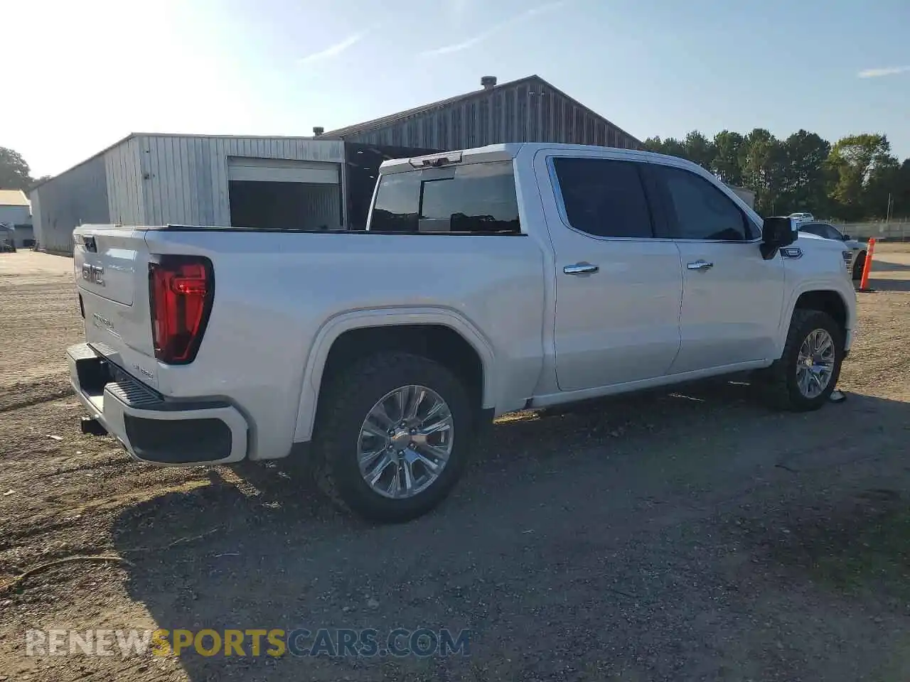3 Photograph of a damaged car 3GTUUGE89RG205449 GMC SIERRA 2024