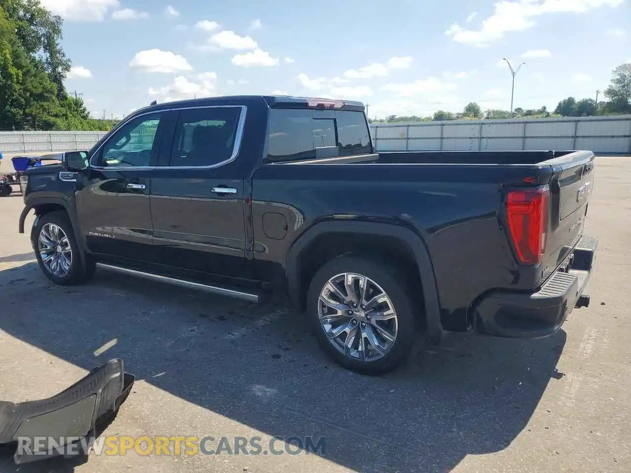 2 Photograph of a damaged car 3GTUUGEL0RG386137 GMC SIERRA 2024