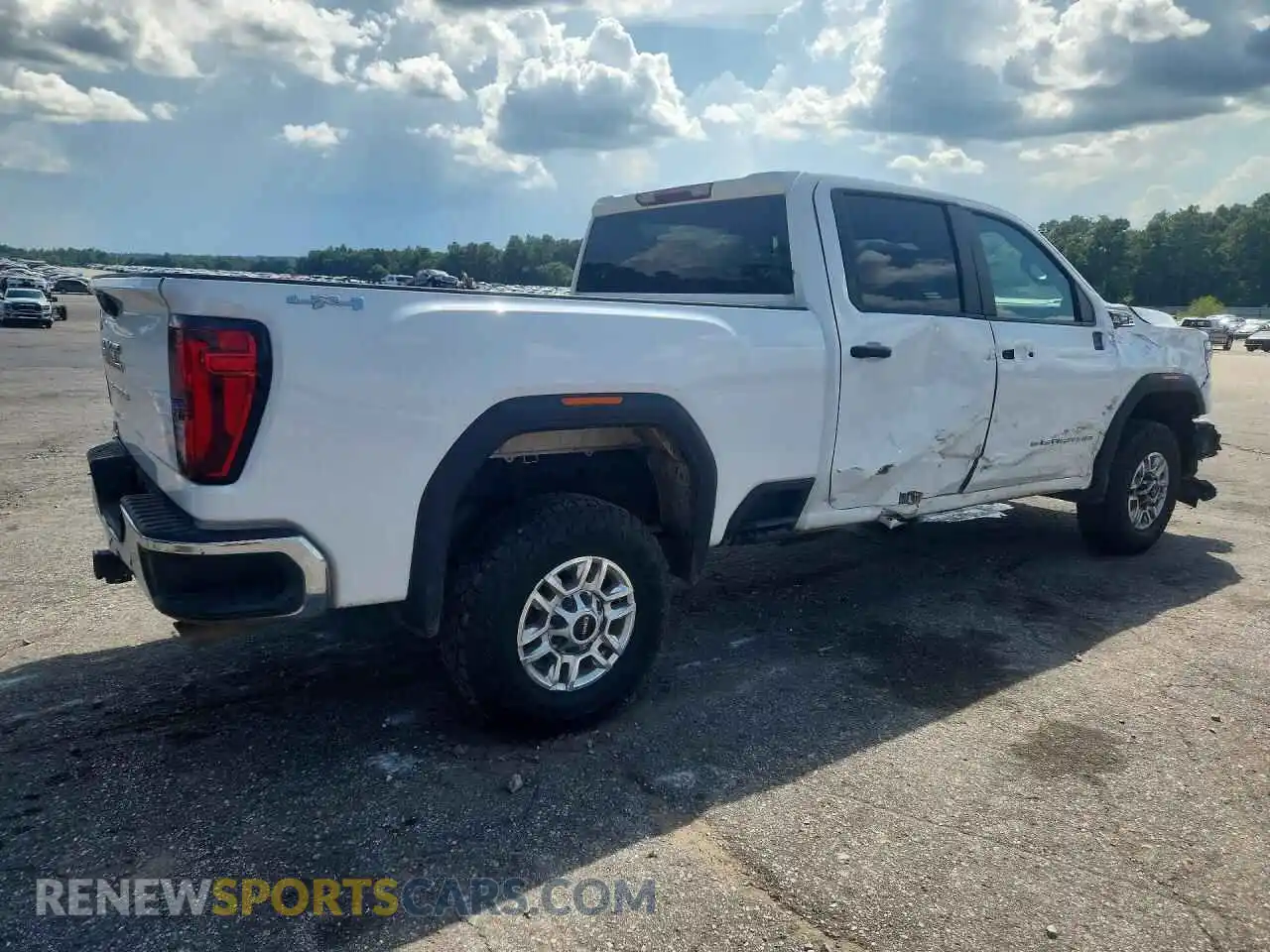 3 Фотография поврежденного автомобиля 1GT4ULE73SF250183 GMC SIERRA 2025