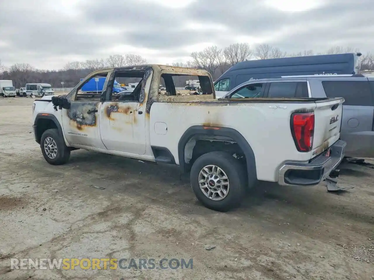 2 Photograph of a damaged car 1GT4ULEY0SF239859 GMC SIERRA 2025