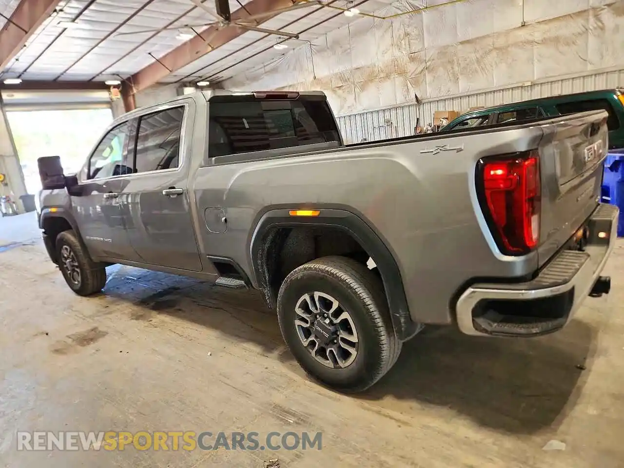 2 Photograph of a damaged car 1GT4UME76SF355712 GMC SIERRA 2025