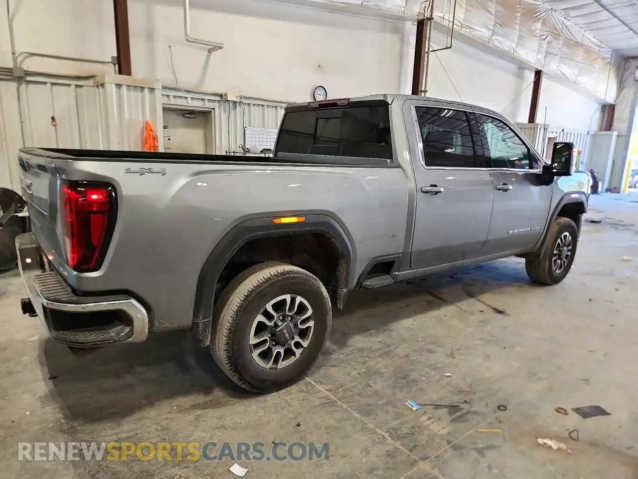 3 fotografías del automóvil dañado 1GT4UME76SF355712 GMC SIERRA 2025