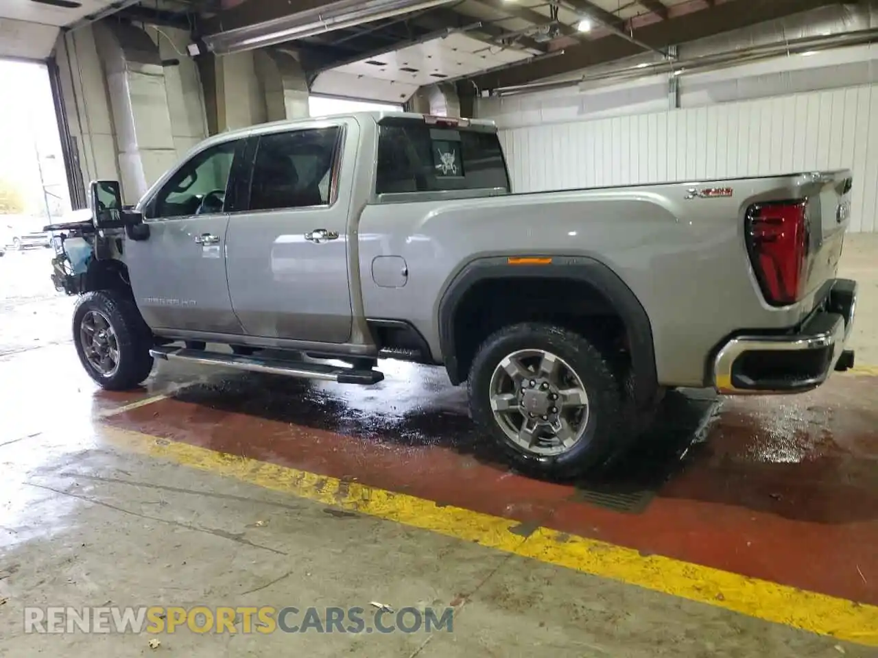 2 Photograph of a damaged car 1GT4UNEY4SF208514 GMC SIERRA 2025