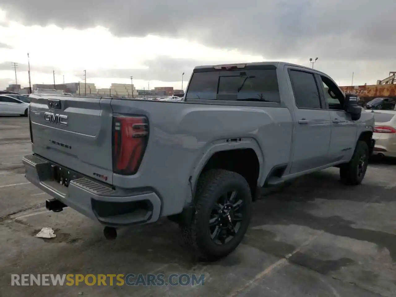 3 Photograph of a damaged car 1GT4UPEY1SF145058 GMC SIERRA 2025