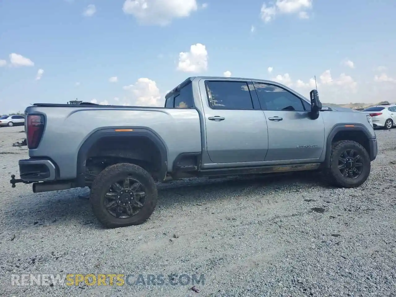 3 Photograph of a damaged car 1GT4UPEY5SF171632 GMC SIERRA 2025