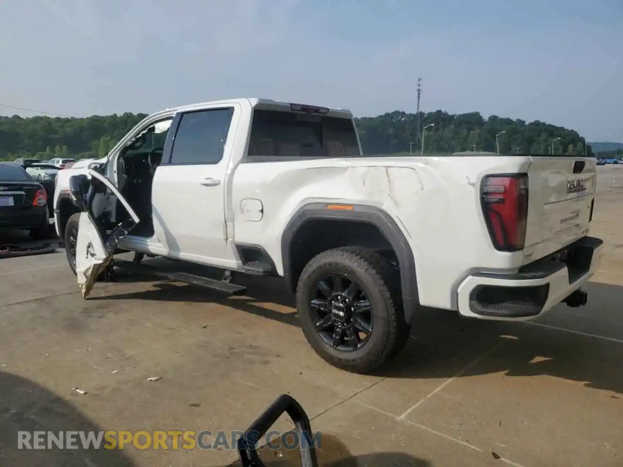 2 Photograph of a damaged car 1GT4UPEY6SF208574 GMC SIERRA 2025