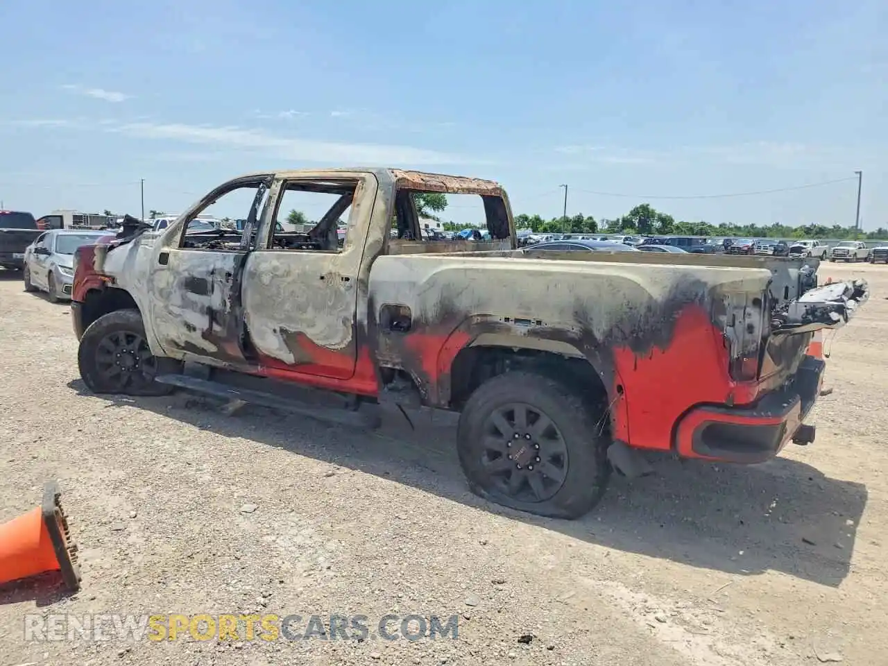 2 Photograph of a damaged car 1GT4UPEYXSF215835 GMC SIERRA 2025