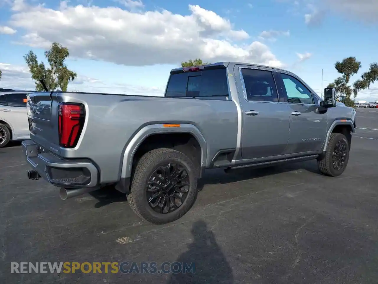 3 Photograph of a damaged car 1GT4UXEY0SF340035 GMC SIERRA 2025