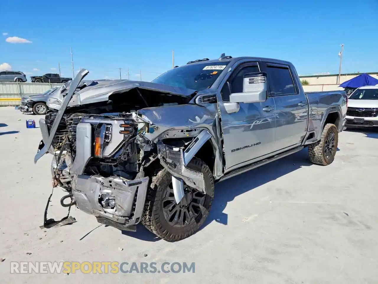 1 Фотография поврежденного автомобиля 1GT4UXEY7SF104742 GMC SIERRA 2025