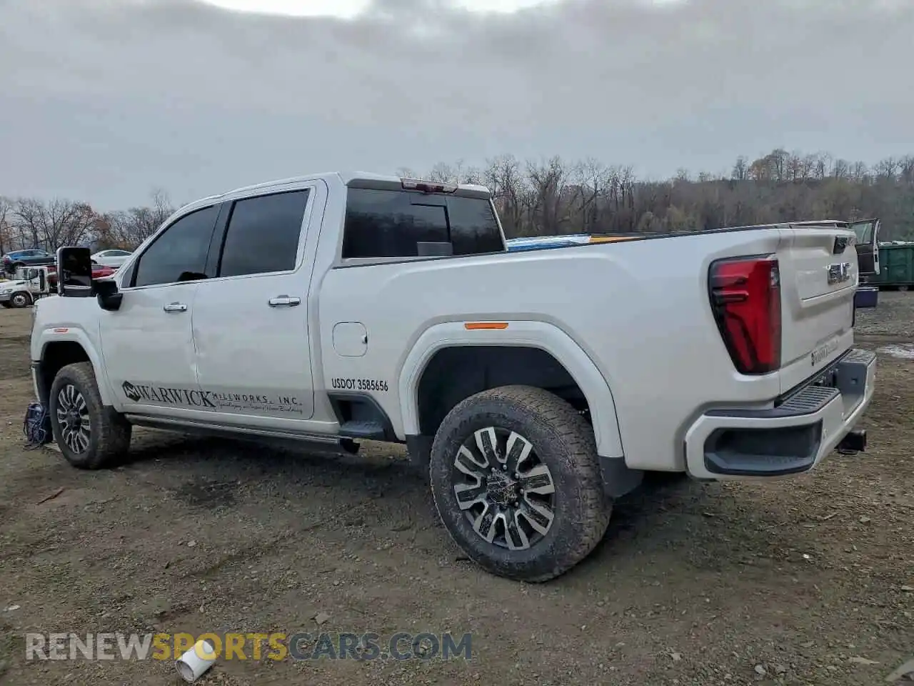2 Фотография поврежденного автомобиля 1GT4UXEY8SF167543 GMC SIERRA 2025