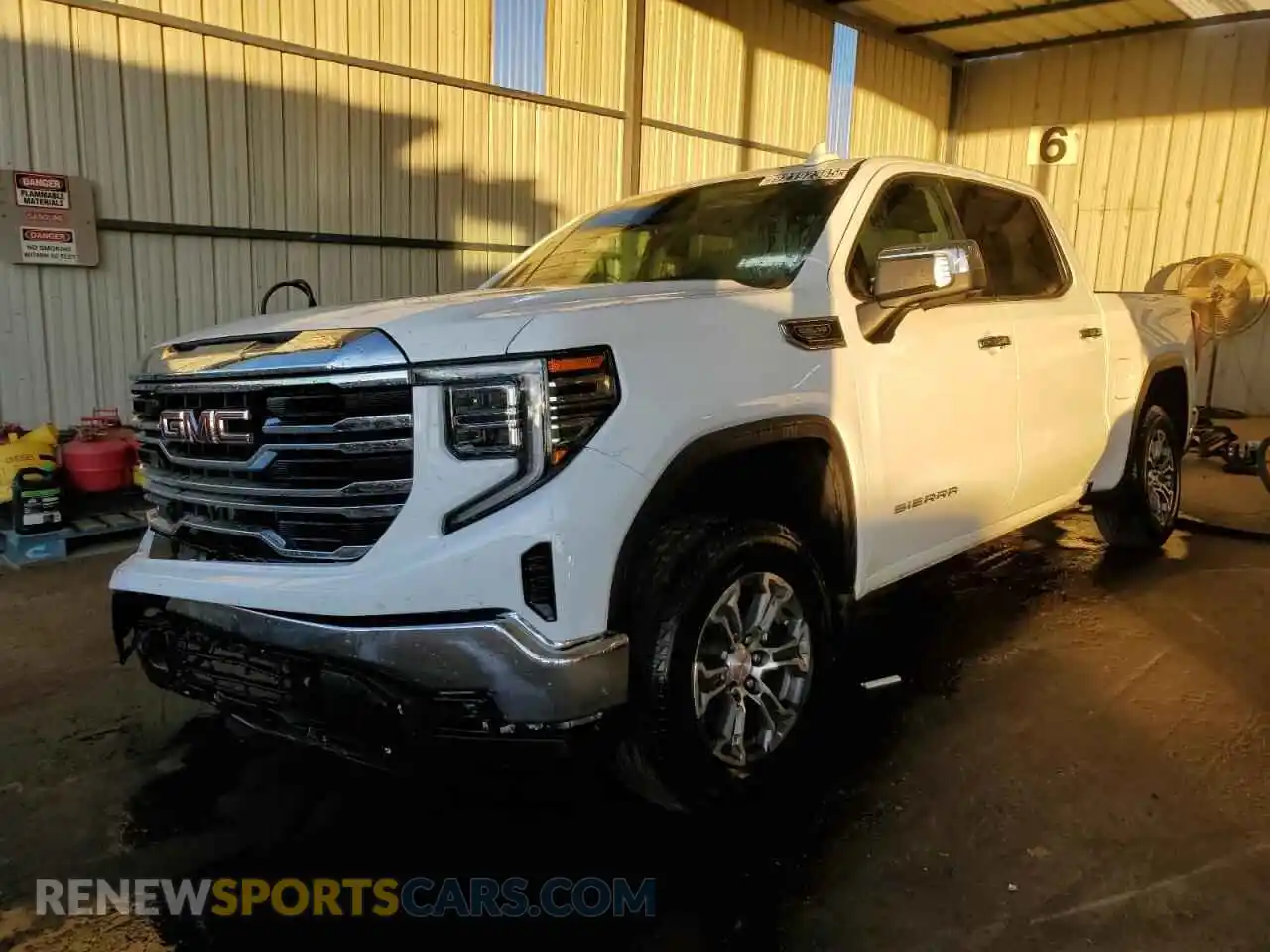 1 Фотография поврежденного автомобиля 1GTPHDED1SZ191257 GMC SIERRA 2025