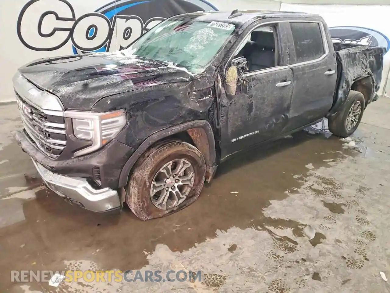 1 Photograph of a damaged car 1GTPHDED1SZ217601 GMC SIERRA 2025