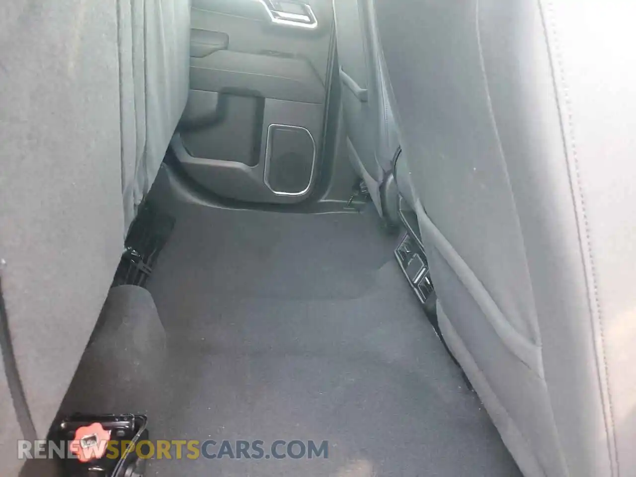 3 Photograph of a damaged car 1GTRUCEKXSZ234698 GMC SIERRA 2025
