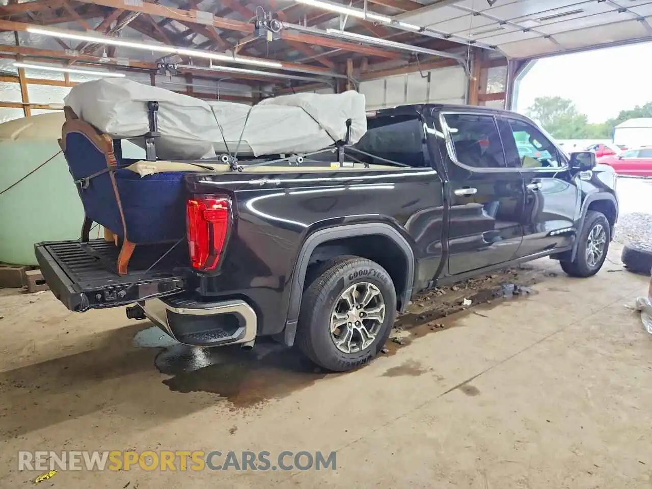 3 Photograph of a damaged car 1GTUUDED7SZ260077 GMC SIERRA 2025