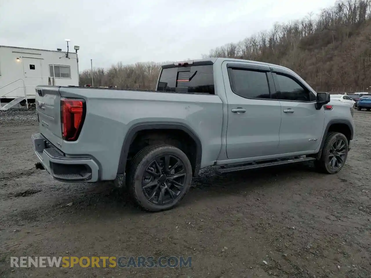 3 Photograph of a damaged car 1GTUUEE85SZ121462 GMC SIERRA 2025