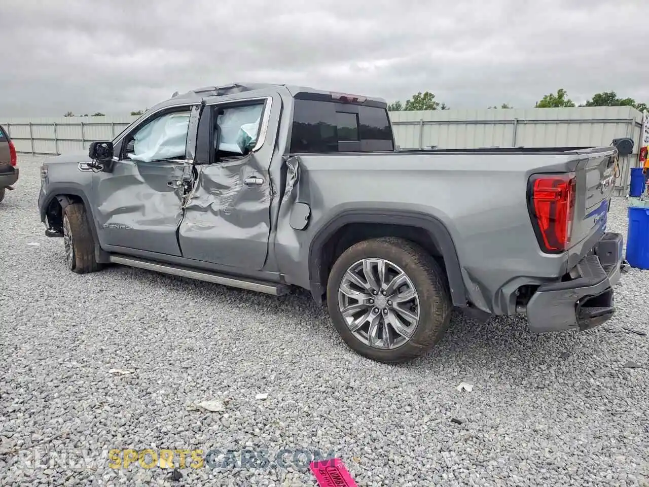 2 Photograph of a damaged car 1GTUUGE80SZ325128 GMC SIERRA 2025