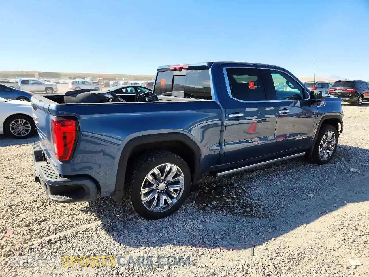 3 fotografías del automóvil dañado 1GTUUGEL8SZ224438 GMC SIERRA 2025
