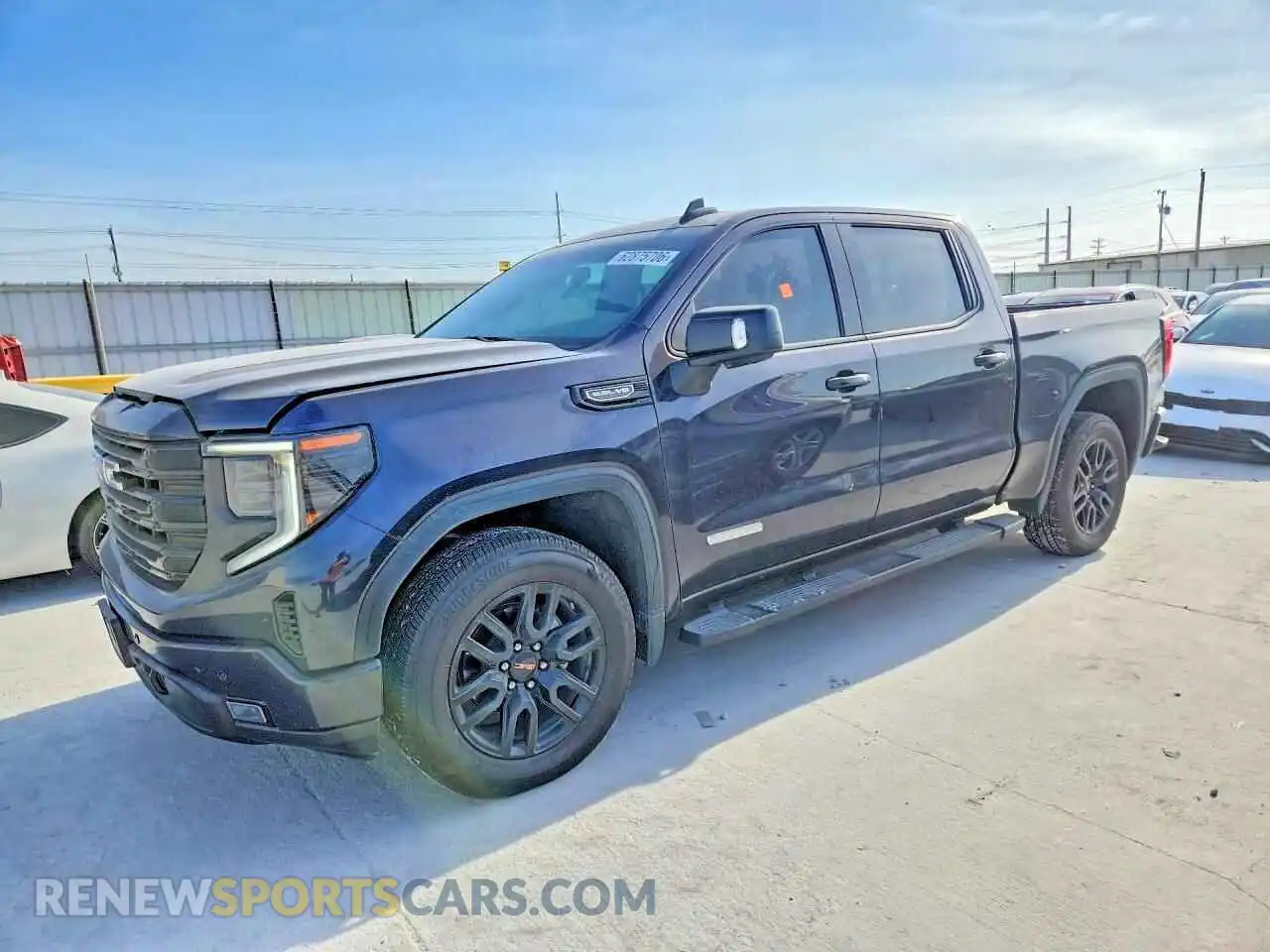 1 Photograph of a damaged car 3GTPHCED5SG230975 GMC SIERRA 2025