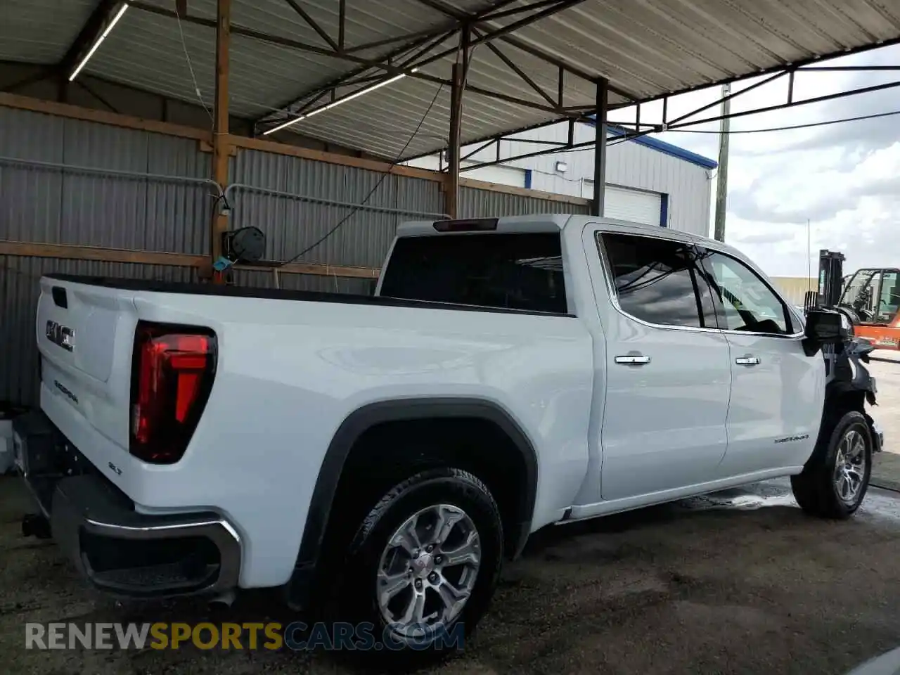 3 Photograph of a damaged car 3GTPHDED3SG245903 GMC SIERRA 2025