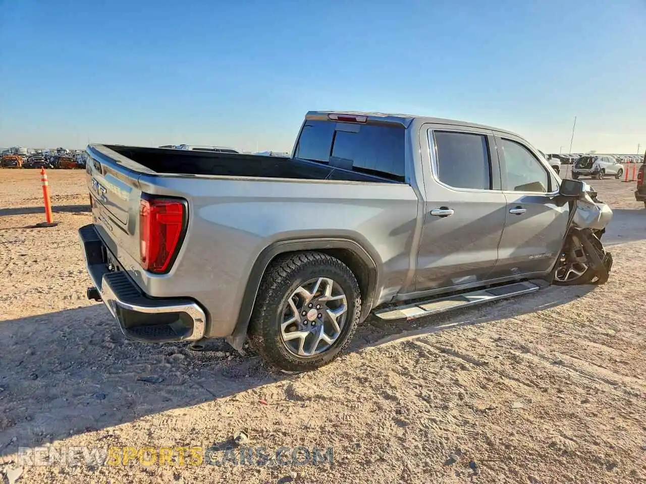 3 Photograph of a damaged car 3GTPHDED7SG300918 GMC SIERRA 2025