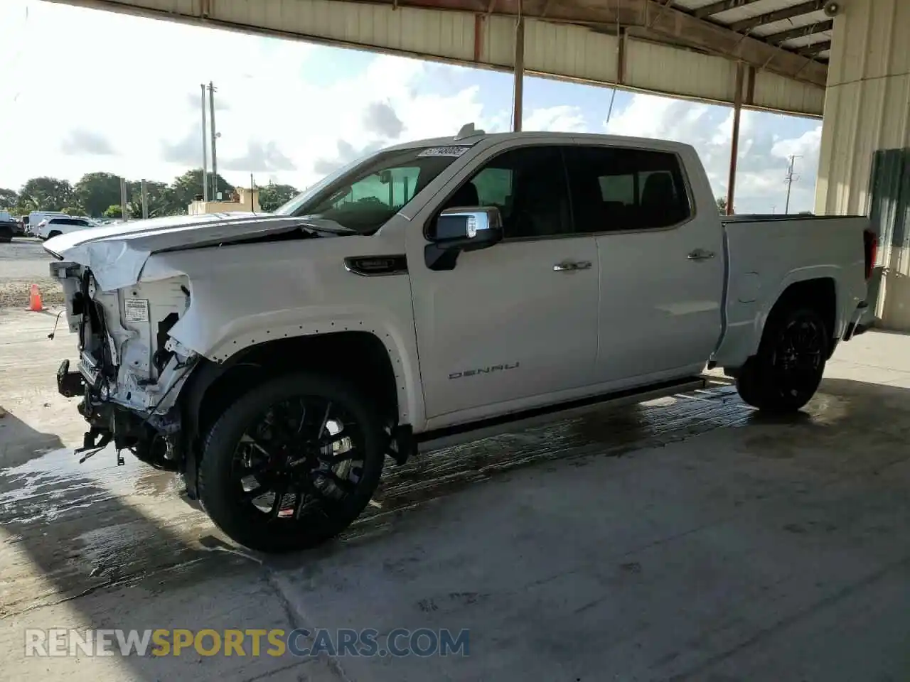 1 Photograph of a damaged car 3GTUUGE87SG172750 GMC SIERRA 2025