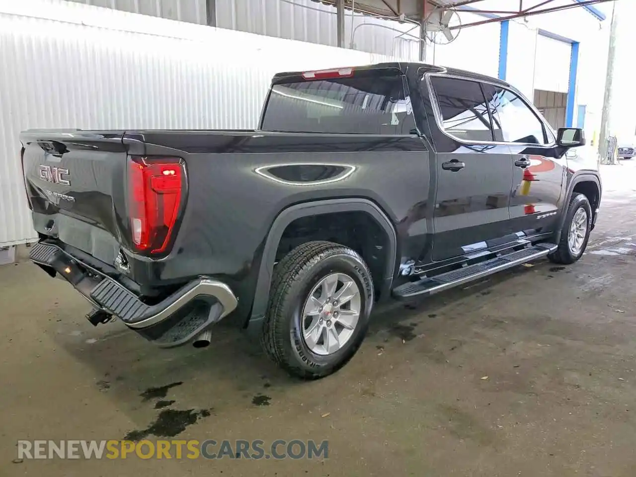 3 Photograph of a damaged car 1GTPHBEK6TZ260206 GMC SIERRA 2026