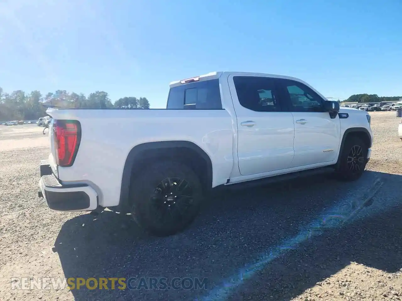 3 Photograph of a damaged car 1GTPHCE82TZ346655 GMC SIERRA 2026