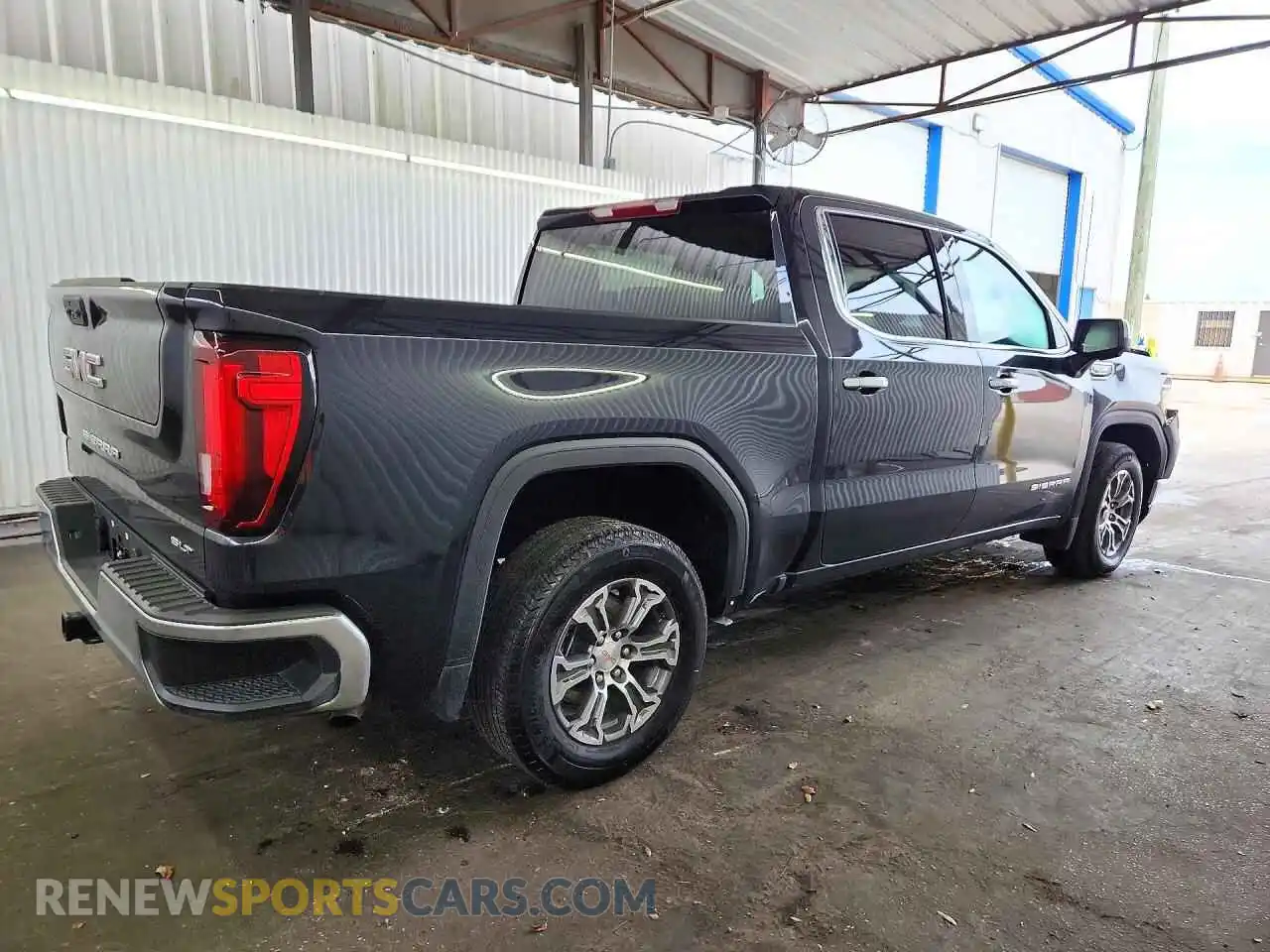 3 Photograph of a damaged car 1GTPHDED3TZ205905 GMC SIERRA 2026