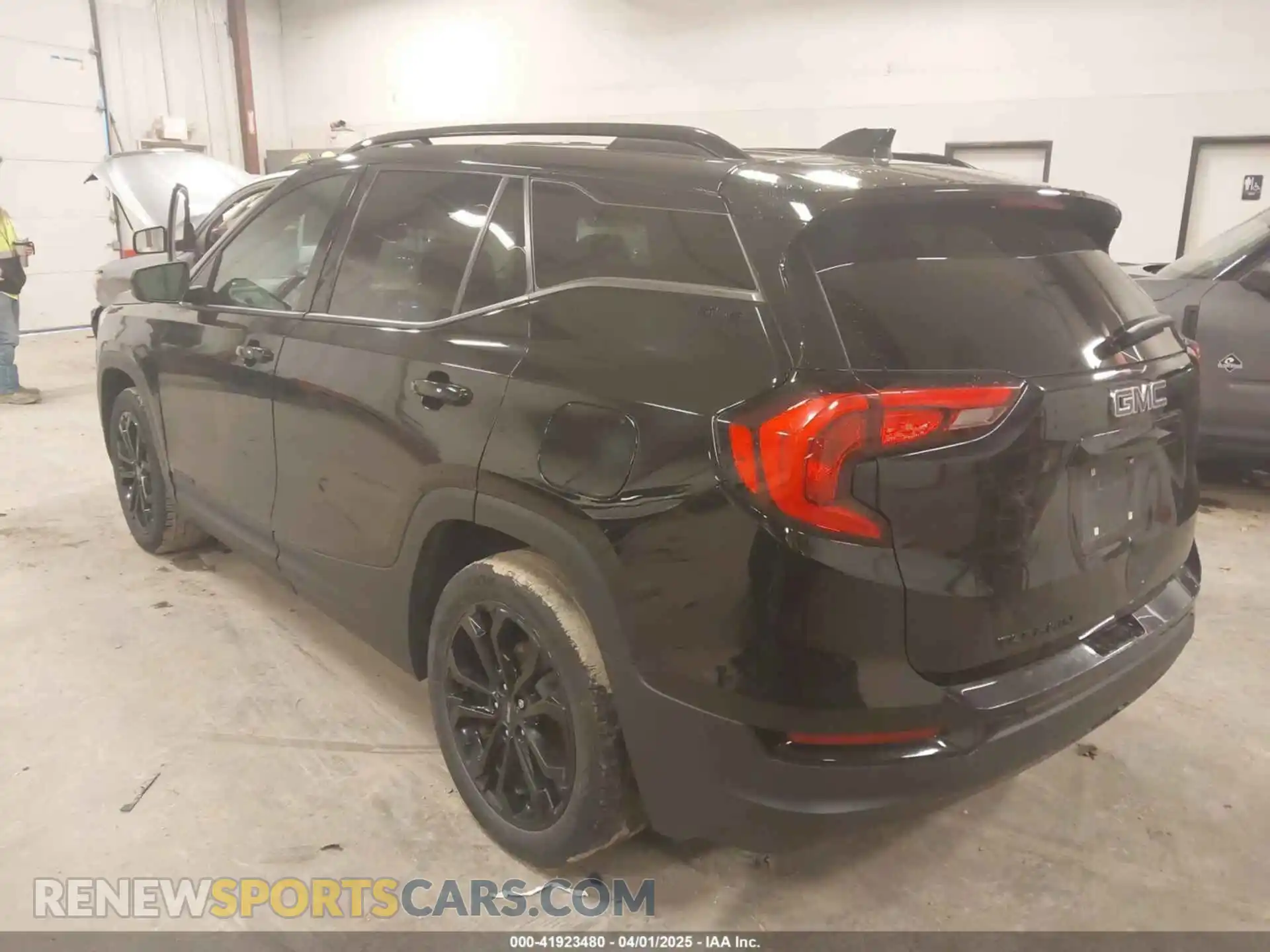3 Photograph of a damaged car 3GKALMEV0KL239503 GMC TERRAIN 2019