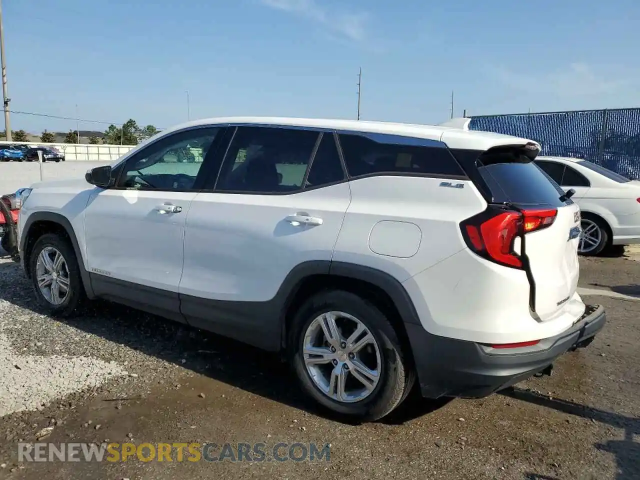 2 fotografías del automóvil dañado 3GKALMEV1KL229210 GMC TERRAIN 2019