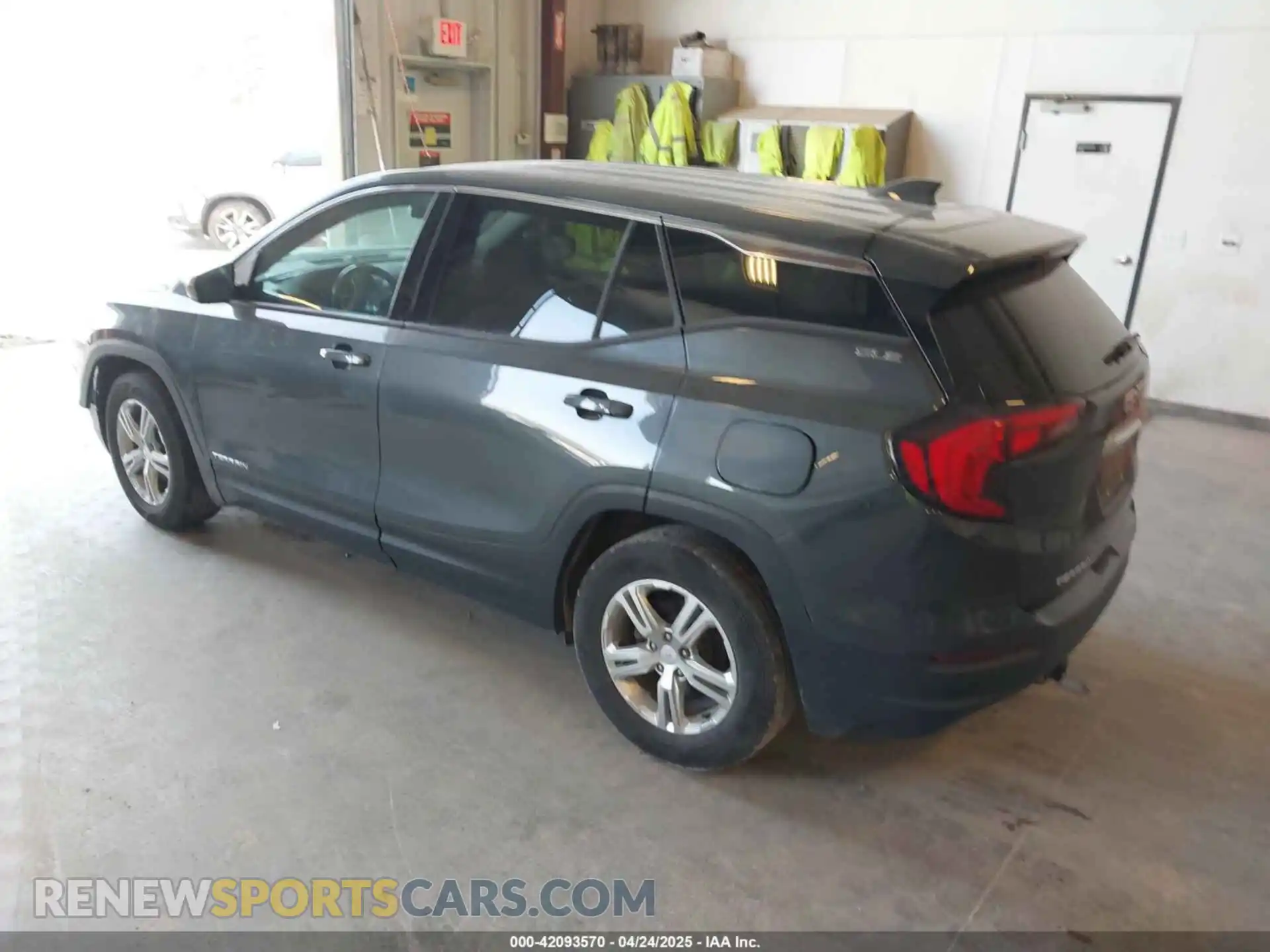 3 Photograph of a damaged car 3GKALMEV4KL164224 GMC TERRAIN 2019