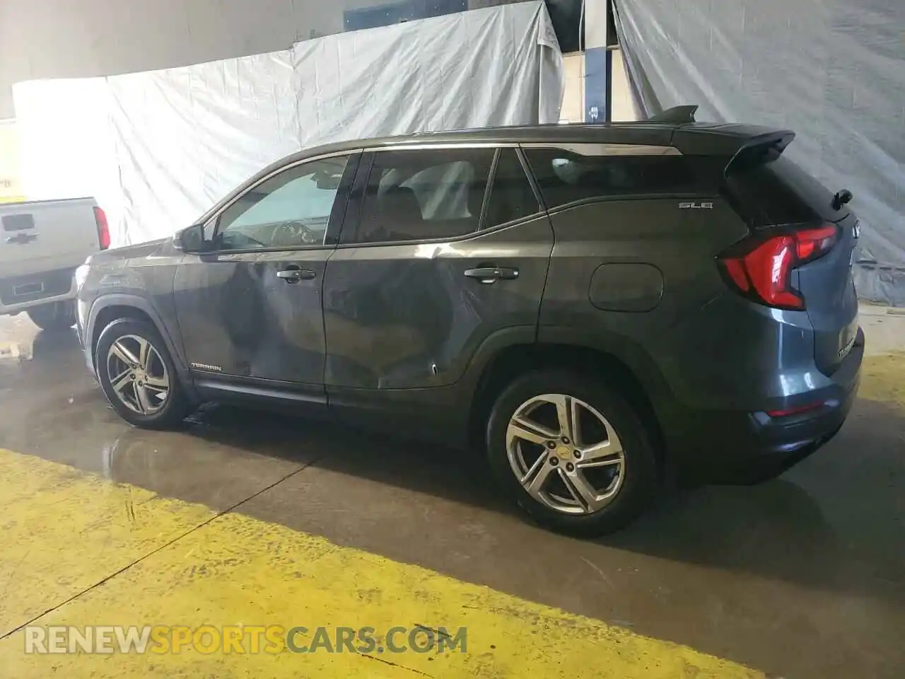 2 Photograph of a damaged car 3GKALMEV6KL338763 GMC TERRAIN 2019
