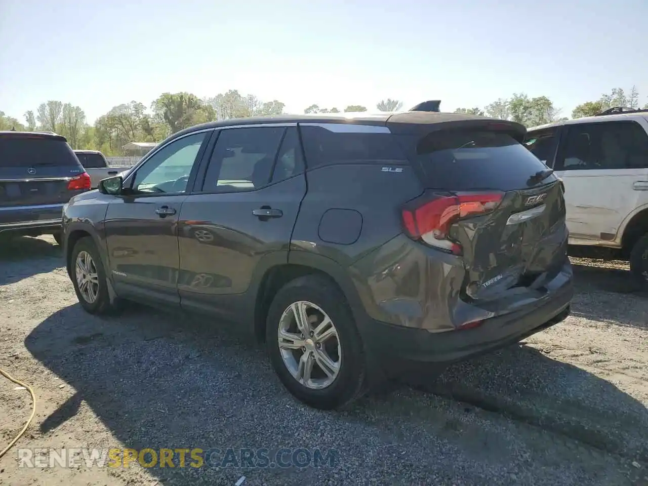2 Photograph of a damaged car 3GKALMEVXKL192772 GMC TERRAIN 2019