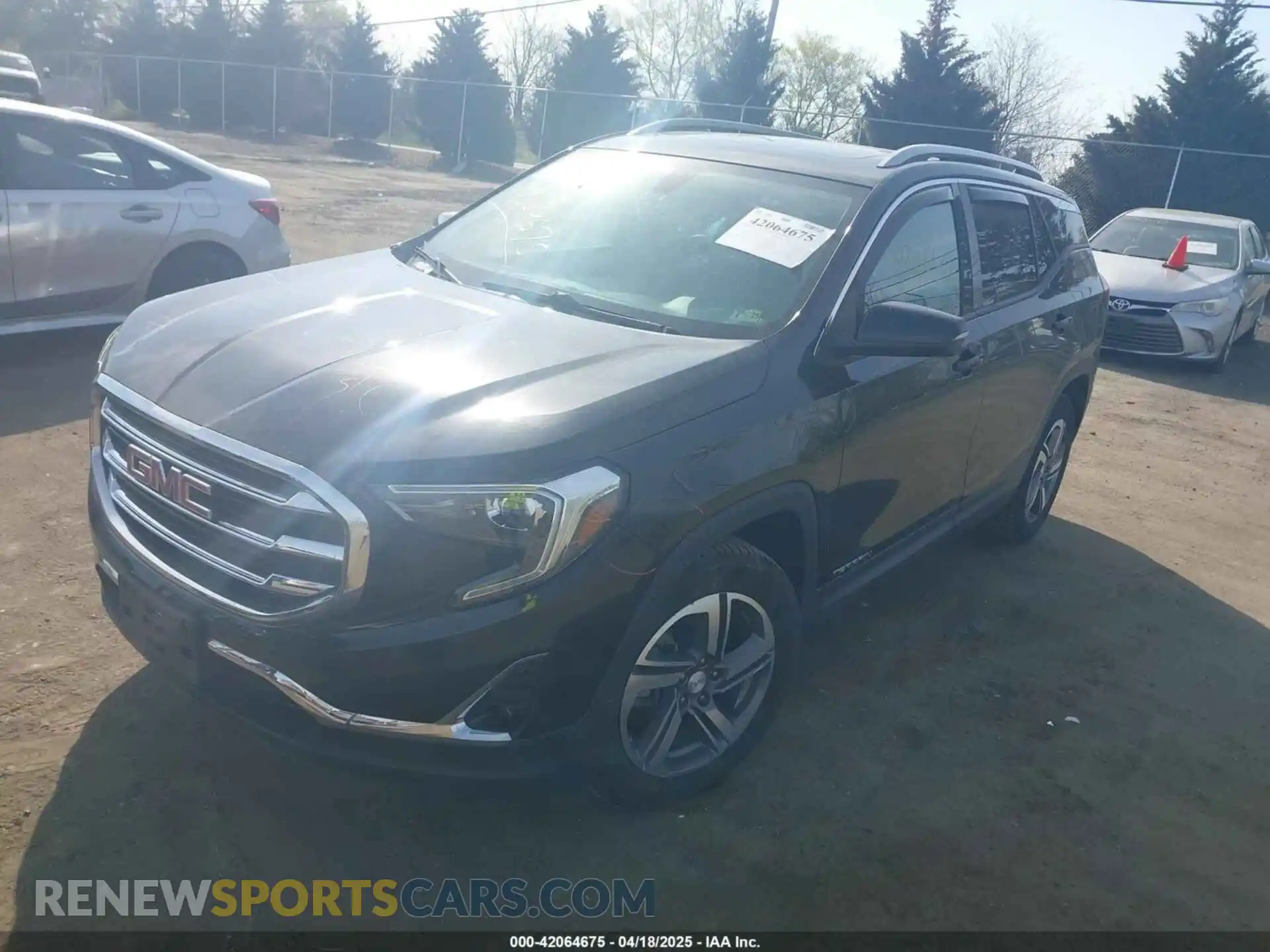 2 Photograph of a damaged car 3GKALPEV1KL291904 GMC TERRAIN 2019