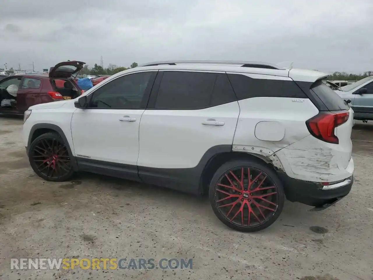 2 Photograph of a damaged car 3GKALPEV2KL183033 GMC TERRAIN 2019