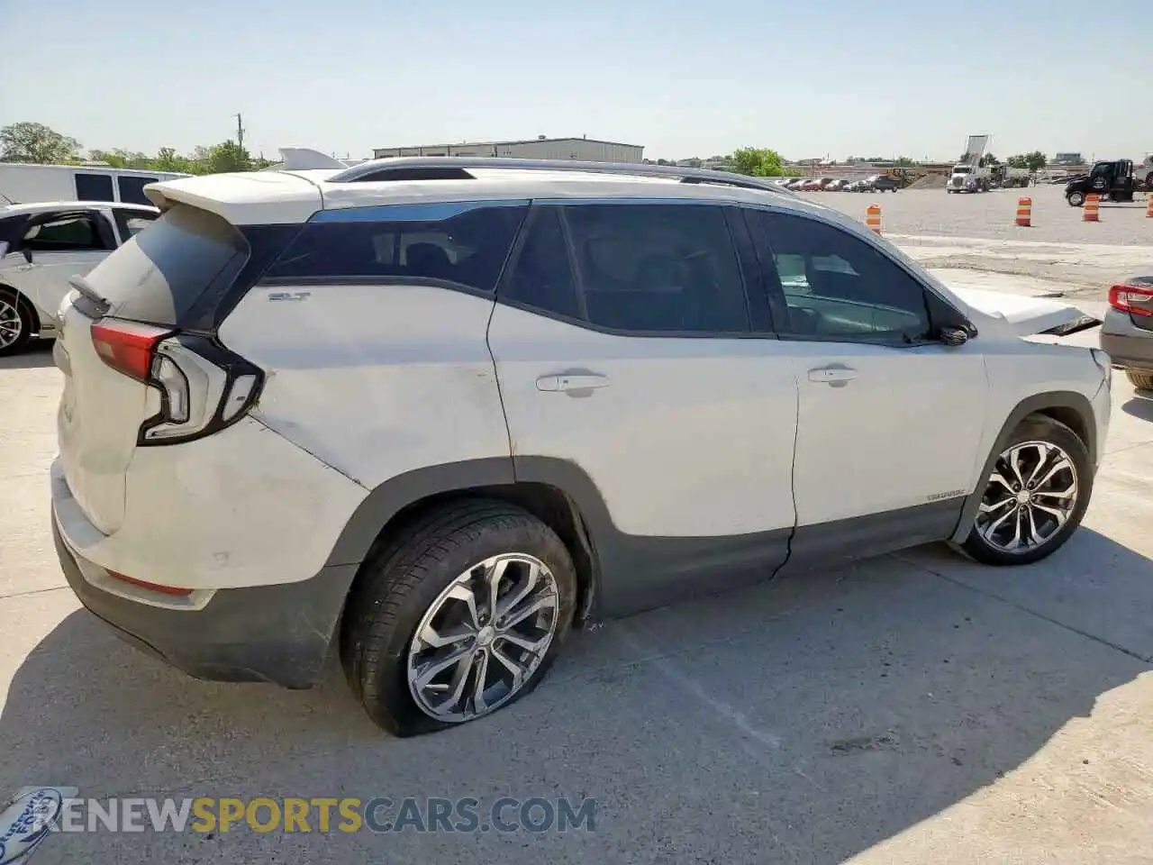 3 Photograph of a damaged car 3GKALPEV5KL164556 GMC TERRAIN 2019