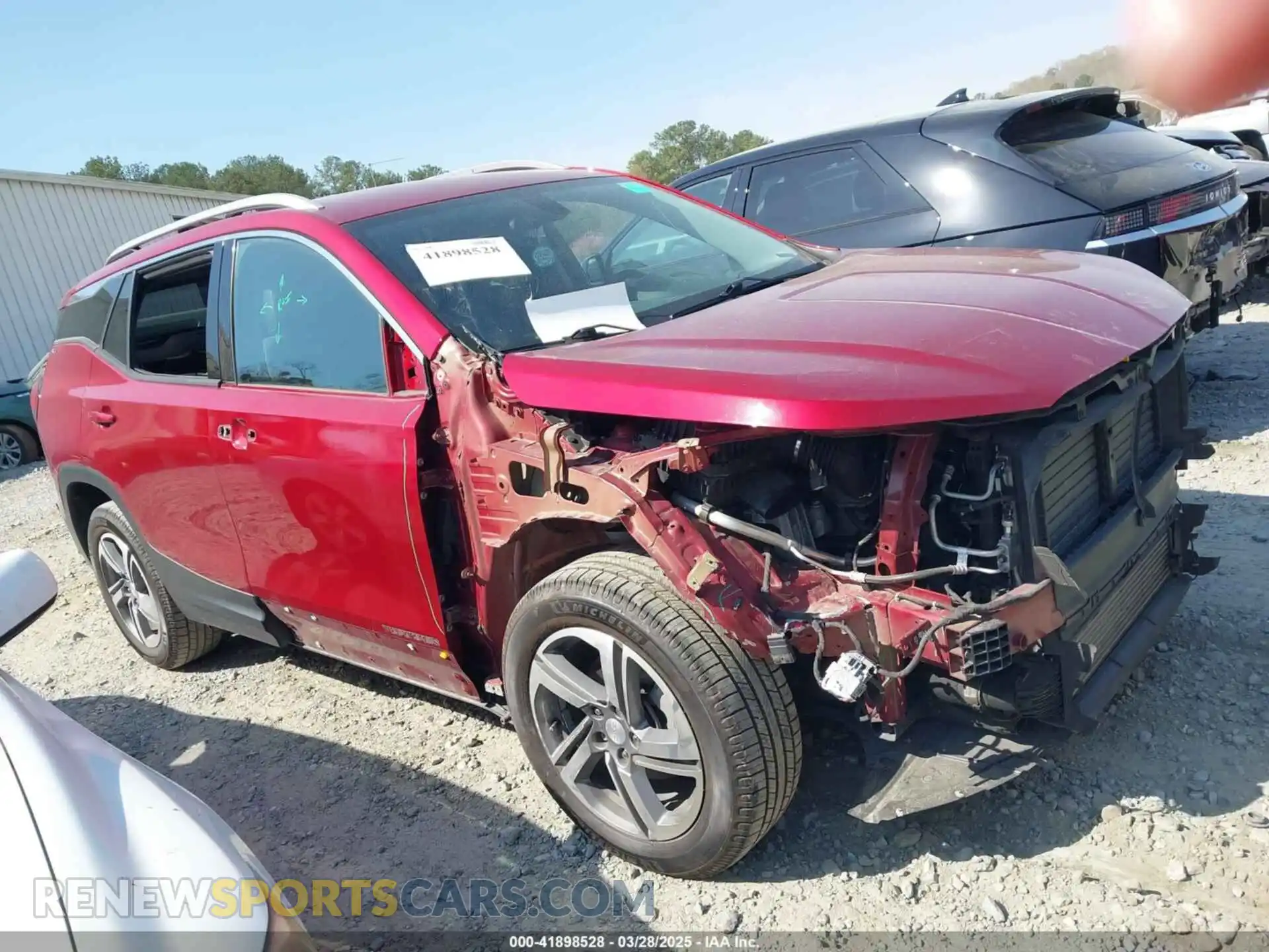 1 Photograph of a damaged car 3GKALPEV6KL338490 GMC TERRAIN 2019