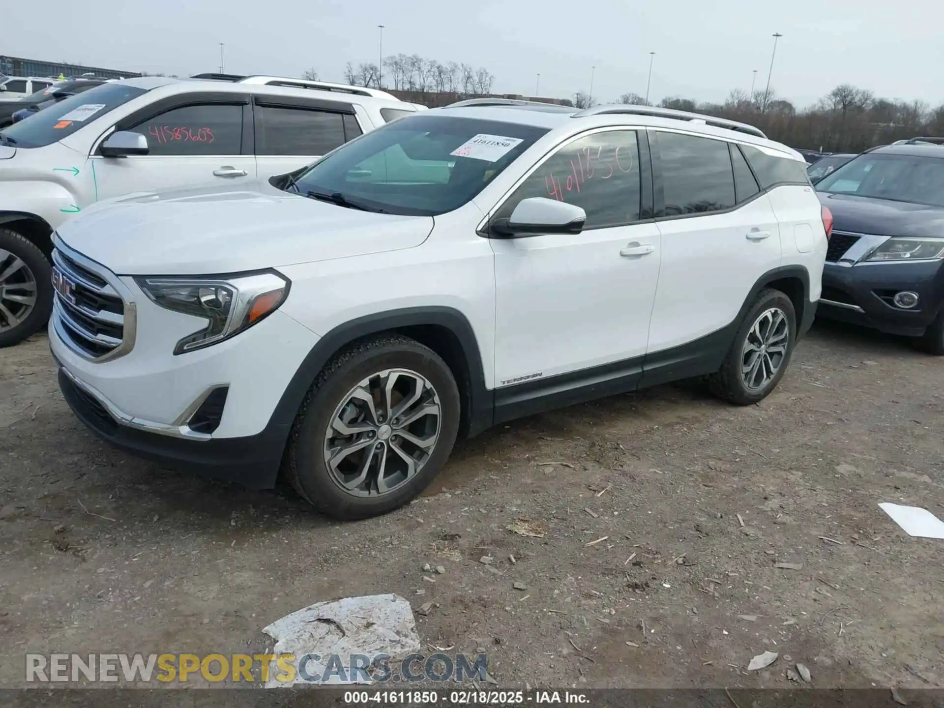 2 Photograph of a damaged car 3GKALPEX0KL282239 GMC TERRAIN 2019