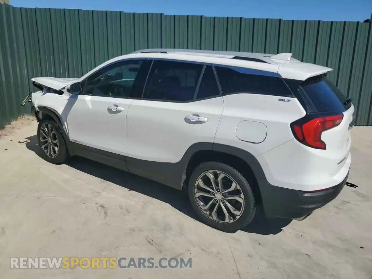 2 Photograph of a damaged car 3GKALPEX3KL269498 GMC TERRAIN 2019